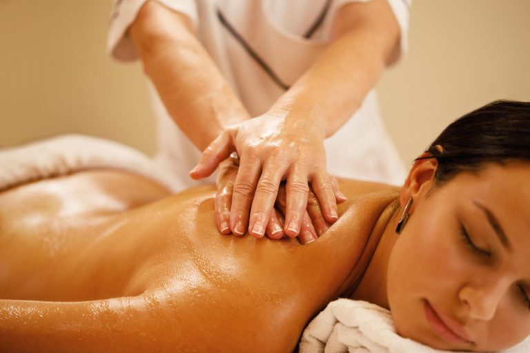 Thai Massage with Oil / Warm Oil Massage