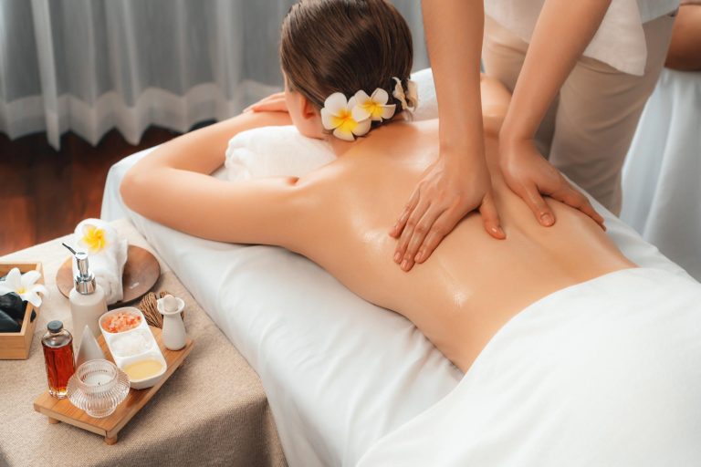 Aromatherapy Body Massage / Aloe Vera / Coconut Oil